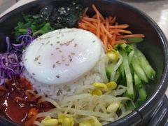 -拌来拌去石鍋拌飯(文鼎店)