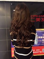 点击看大图 《短发接长,烫染时尚造型。》-渲格造型