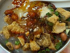 酥肉豆腐脑-代四孃牛华豆腐脑美味小食(总店)