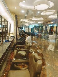 -八佰伴8008星级形象店