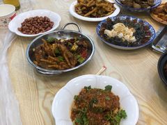 -江城燕子大排档(江汉路步行街店)