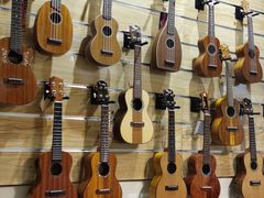 -WithU悠弦时光·尤克里里之家ukulele(宽窄巷子店)