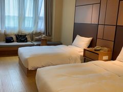 -全季酒店(上海徐家汇肇嘉浜路店)