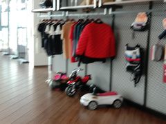 -宁波宝信宝马4S店(江北日湖店)