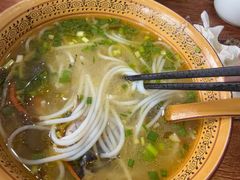 -正宗李家土鸡米线店