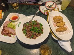 -新白鹿餐厅(银泰西湖文化广场店)
