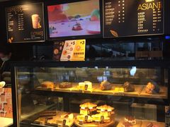 面包甜点陈列柜-麦当劳(宜安广场店)