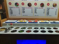 -巴渝瓦肆重庆鲜火锅(宝龙环湖店)