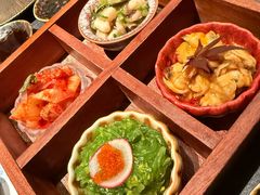 -蟹犇前•帝王蟹雪蟹(陆家嘴店)