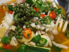 椒麻小墨鱼-开海·红岛海鲜虾水饺(石老人店)