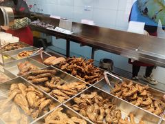 -狗撵鸭(泰山公寓店)