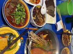-马路边边火锅串串(观前街店)