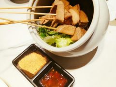 油炸臭豆腐-卯时·龙光雅宴·精致锡帮菜(惠山古镇店)