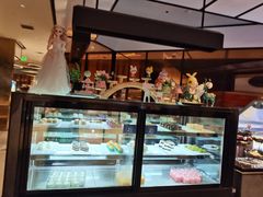 哈根达斯-钱小奴海鲜自助黑金店(杭州滨江龙湖店)