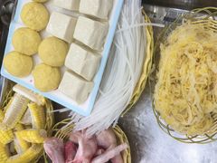 -屯老二农家铁锅炖·行业领军者(梅江店)