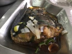 清蒸鲶鱼-长安大学渭水滋兰苑餐厅