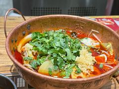 -成都你六姐·牛肉冒菜(上海陆悦汇店)