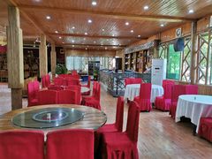 大堂-庭苑美食中心·陈皮烧鹅·海鲜(台山店)