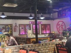 -马路牙子烧烤音乐酒馆(望京店)