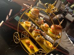 -三亚湾海居雅高铂尔曼度假酒店