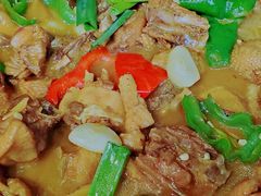 -胡须佬鸡煲四季火锅店(石厦西村直营店)