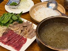 -Hoang Yen Vietnamese Cuisine