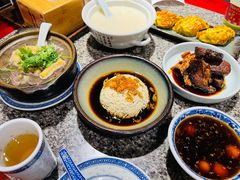 民国美龄粥-南京大牌档(香港广场店)