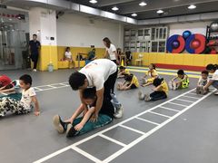 -逗你运动体能训练中心(冠城店)