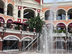 -佛罗伦萨小镇广佛名品奥特莱斯(疏港路店)