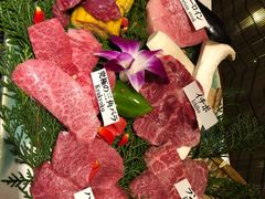 松阪牛肉拼盘-松阪牛焼肉M(法善寺横丁店)