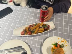 -百好乐宠物友好餐厅(朝外大街店)