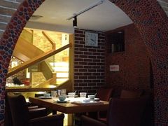 卡座-Lia Cafe Bar Restaurant松山咖啡屋