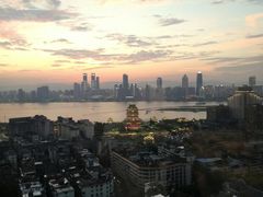 -东方豪景花园酒店·怡景旋转餐厅