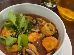 -Chom Cafe and Restaurant