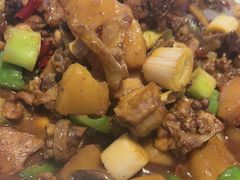 -俭寨大盘鸡·手抓肉·烧烤新疆菜(乌苏路店)