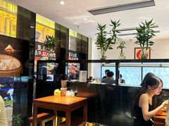 -裕兴记•蟹黄面馆(人民广场店)