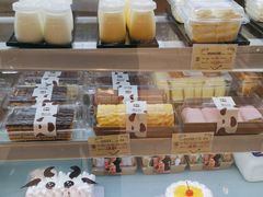 -光明牛奶棚(南泉店)