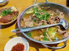 -谢老五跷脚牛肉·非遗传承店