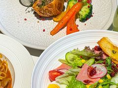 -芳草地西式融合餐厅(回龙窝店)
