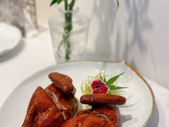 茶皇烟熏脆皮乳鸽-伯衡55·吉品轩(乌鲁木齐南路店)