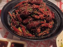 -肥肥虾庄·金牌油焖大虾(汉口城市广场店)
