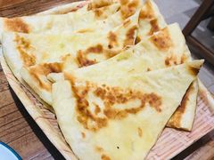 -东来菜馆•手抓海鲜家常菜•海鲜锅贴(鸽子窝店)