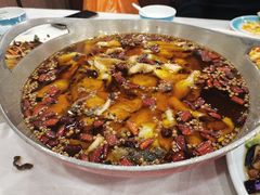 -鑫巴蜀小镇 · 水煮鱼专研店(玉桥店)