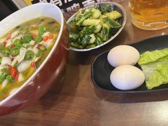 -学士怪怪龙虾·川菜·烧烤(学士街店)