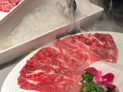 -左庭右院鲜牛肉火锅黑金店(陆家嘴中心店)