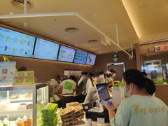 -奈雪的茶(湖滨银泰in77C区PRO店)