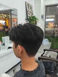-尤司男士国潮理发馆
