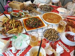 -李双猪·小龙虾·烧烤·羊肉煲(乐山店)