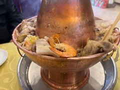 -鑫渔港海鲜本地菜·山海关浑锅(东戴河店)
