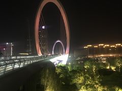 -南京眼步行桥